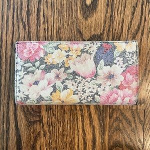BDG Retro Floral Wallet
